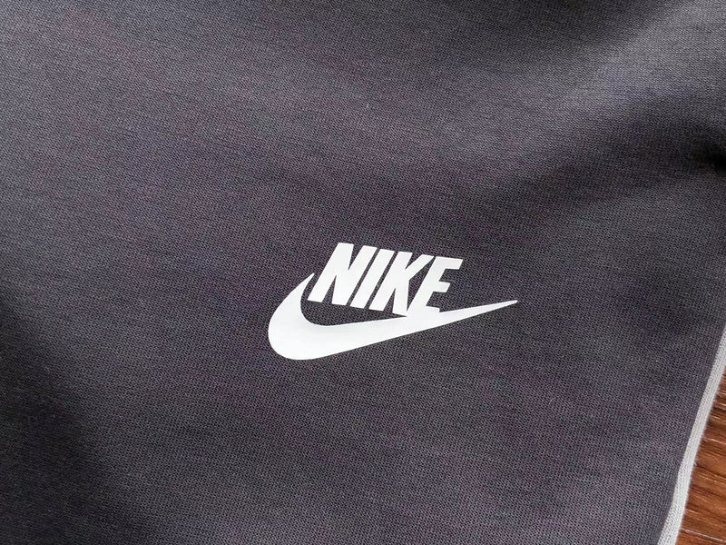 NIKE TECH FLEECE PANTS x GREY/BLACK/GREEN - Phantom Kicks