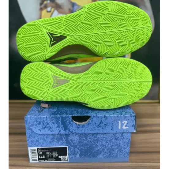 NIKE JA 1 x HALLOWEEN - Phantom Kicks