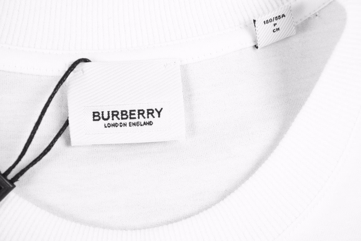 Burberry T-shirt - Phantom Kicks