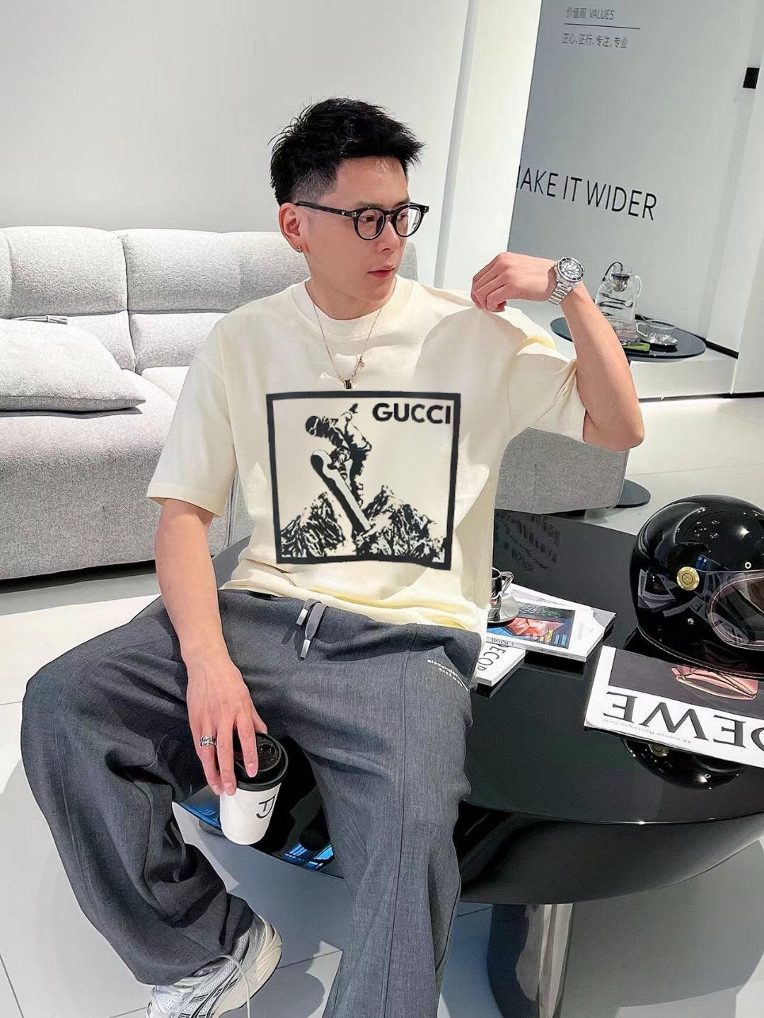 Gucci Snowboarder Graphic T-Shirt - Phantom Kicks