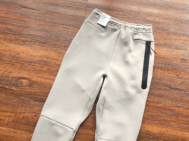 NIKE TECH FLEECE HOODIE x OLIVE GREY/ENIGMA STONE - Phantom Kicks