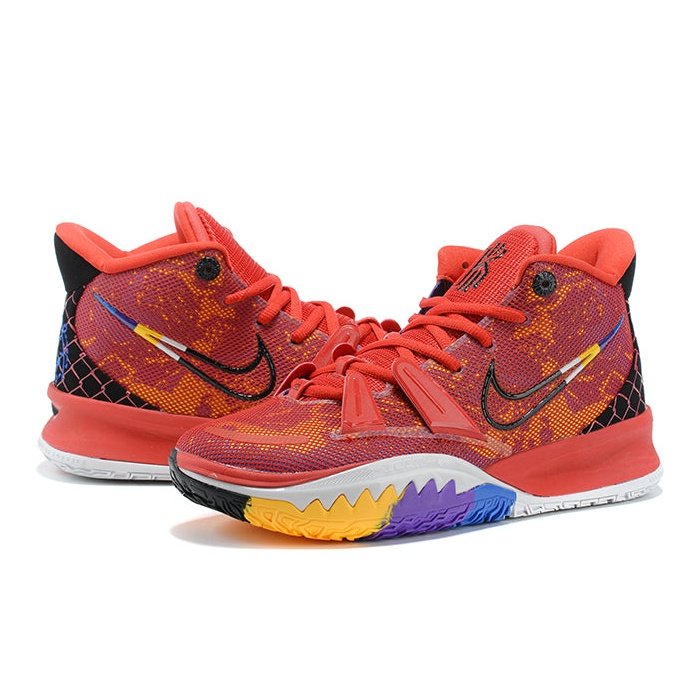 NIKE KYRIE 7 x ICONS OF SPORT - Phantom Kicks