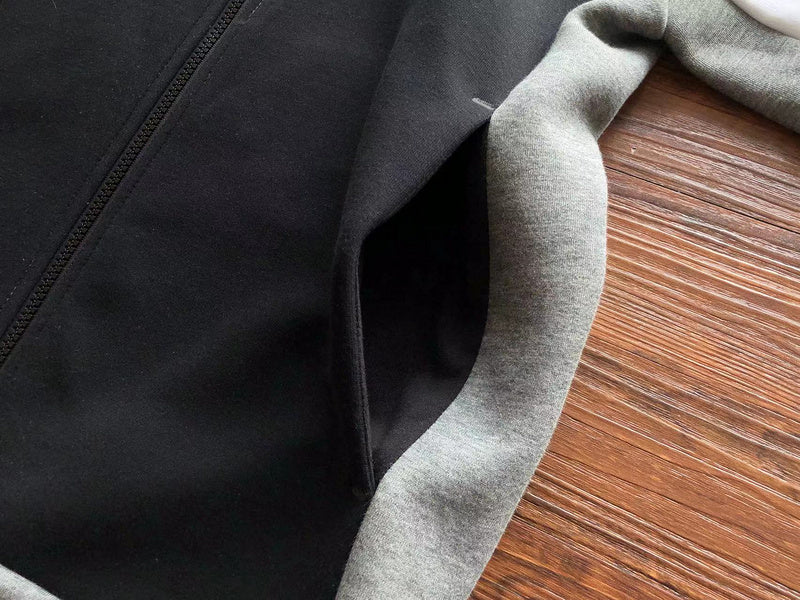 NIKE TECH FLEECE PANTS x WOLF GREY/WHITE/BLACK - Phantom Kicks