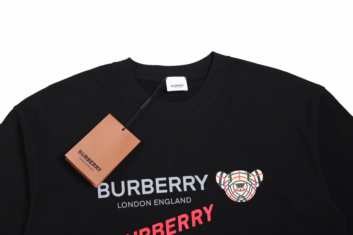 Burberry London England T-Shirt - Black - Phantom Kicks