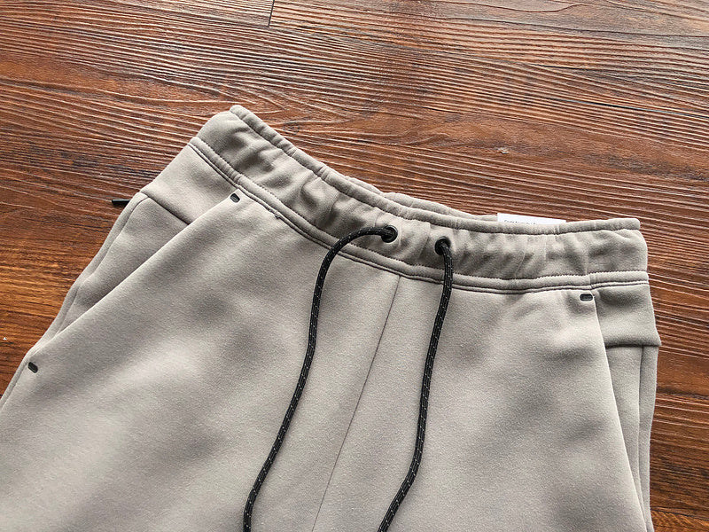 NIKE TECH FLEECE HOODIE x OLIVE GREY/ENIGMA STONE - Phantom Kicks