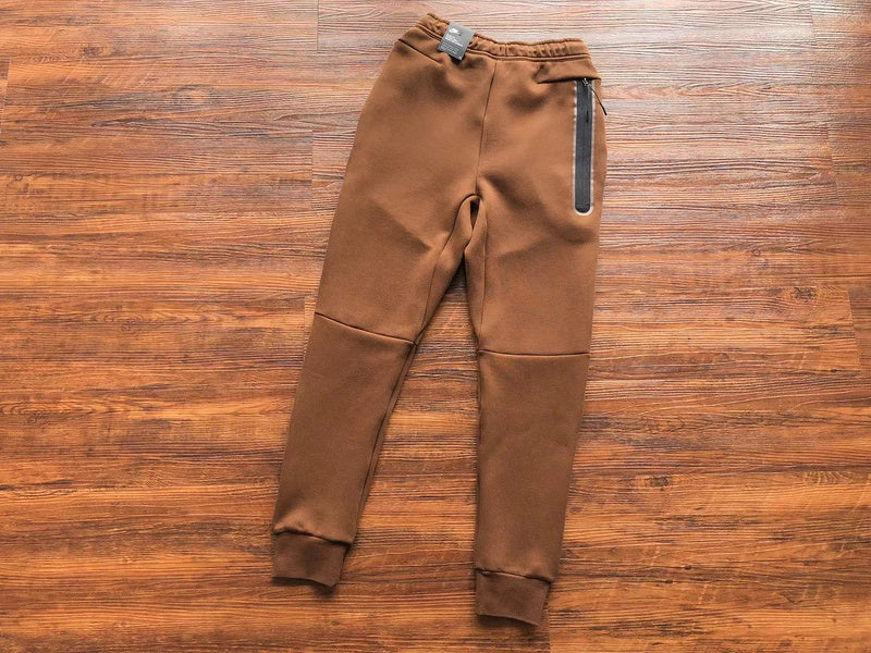 NIKE TECH FLEECE PANTS x BROWN - Phantom Kicks