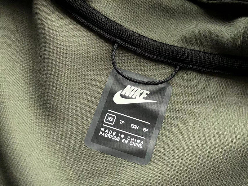 NIKE TECH FLEECE HOODIE x ARMY GREEN - Phantom Kicks