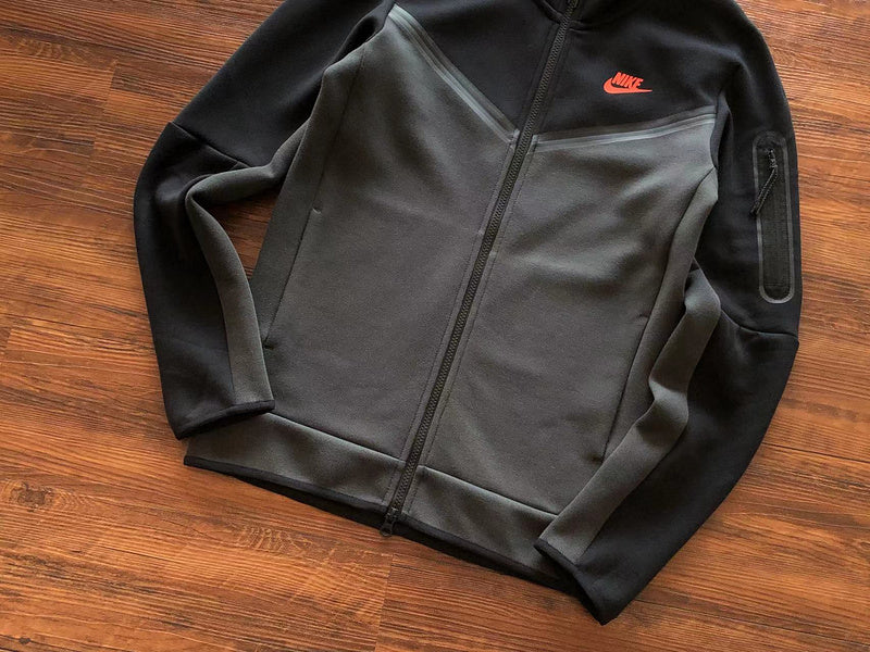 NIKE TECH FLEECE HOODIE x BLACK/DARK SMOKE GREY - Phantom Kicks