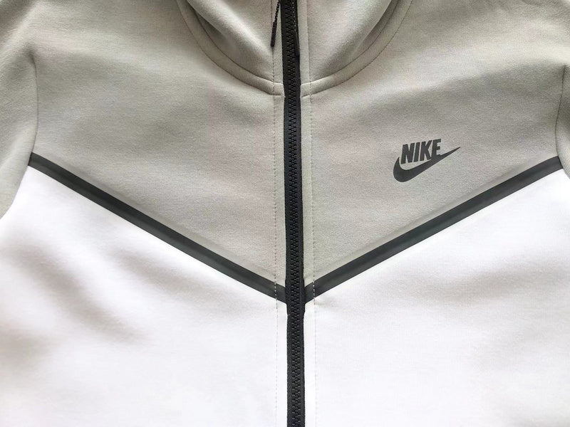 NIKE TECH FLEECE HOODIE x WHITE/GREY - Phantom Kicks