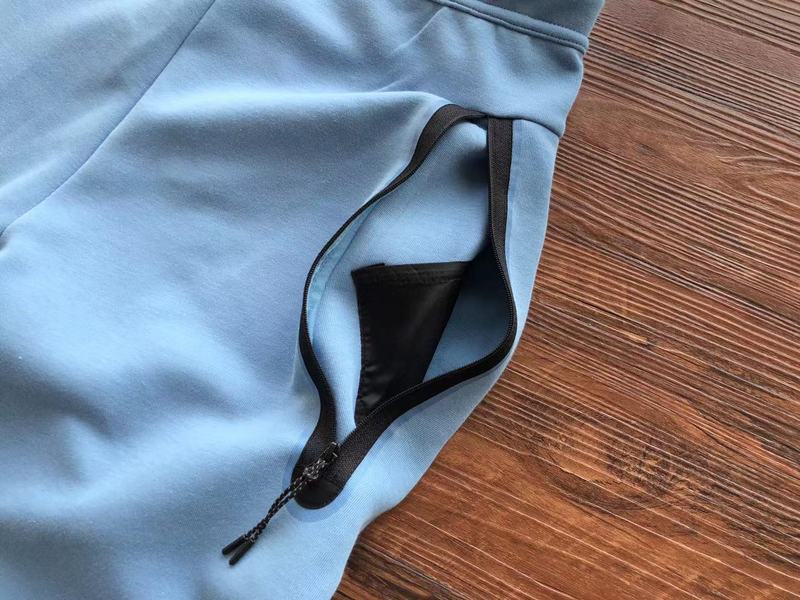 NIKE TECH FLEECE PANTS x LIGHT BLUE - Phantom Kicks