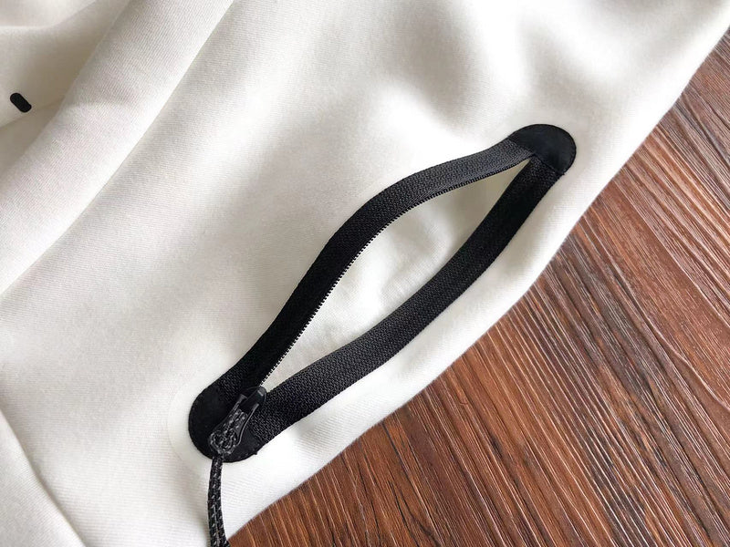 NIKE TECH FLEECE PANTS x WHITE - Phantom Kicks