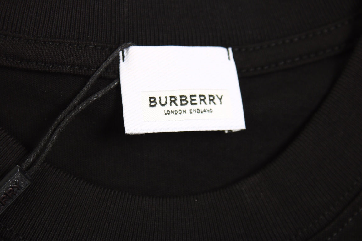Burberry London England T-Shirt - Black - Phantom Kicks