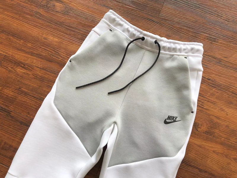 NIKE TECH FLEECE PANTS x WHITE/GREY - Phantom Kicks