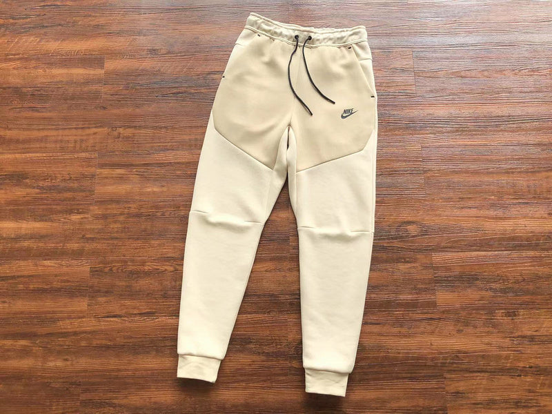 NIKE TECH FLEECE PANTS x BEACH BROWN - Phantom Kicks