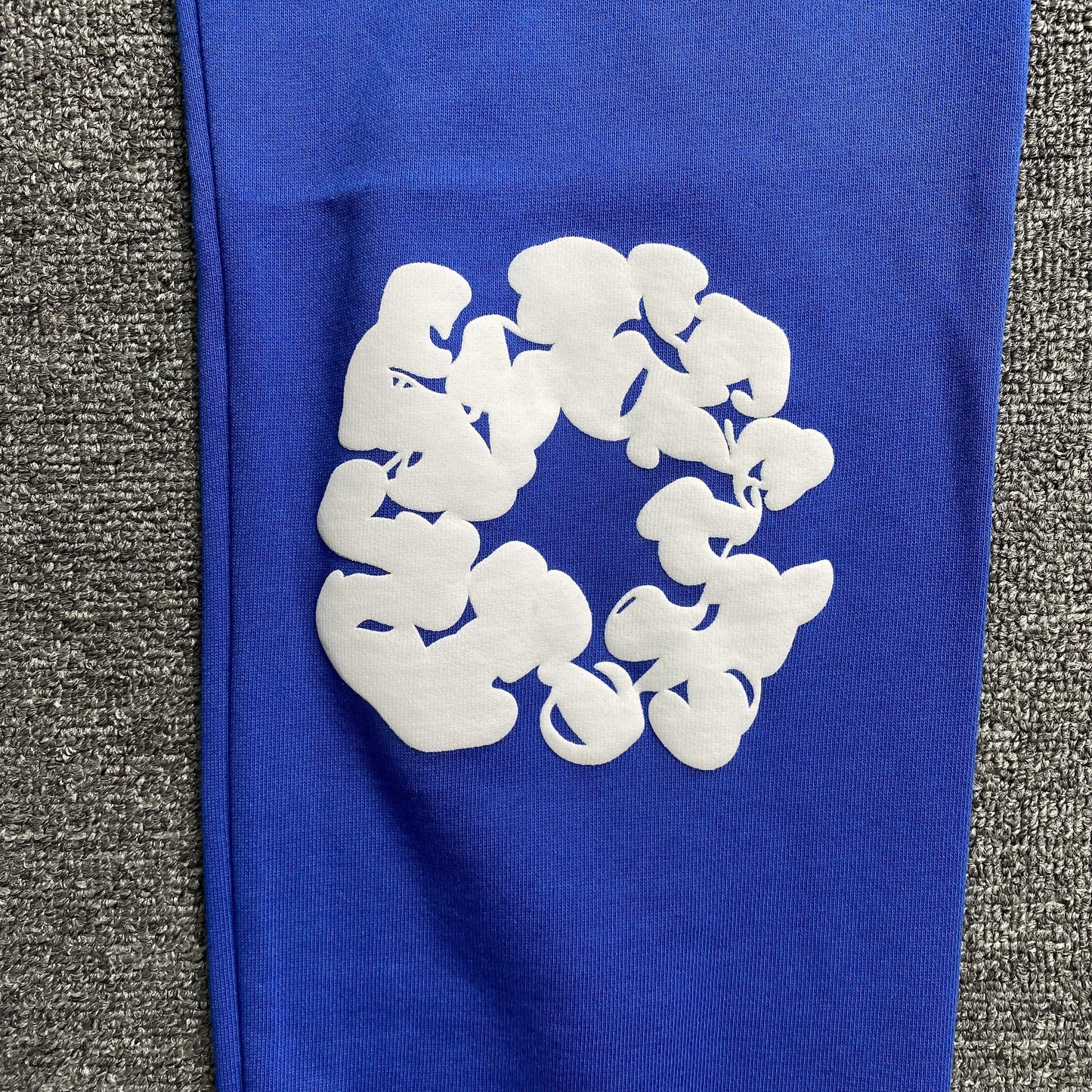 DENIM TEARS COTTON WREATH SWEATPANTS DEEP BLUE - Phantom Kicks