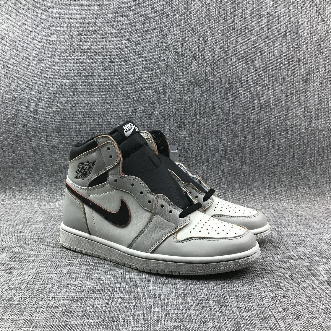 JORDAN 1 RETRO HIGH OG DEFIANT x SB NYC TO PARIS - Phantom Kicks