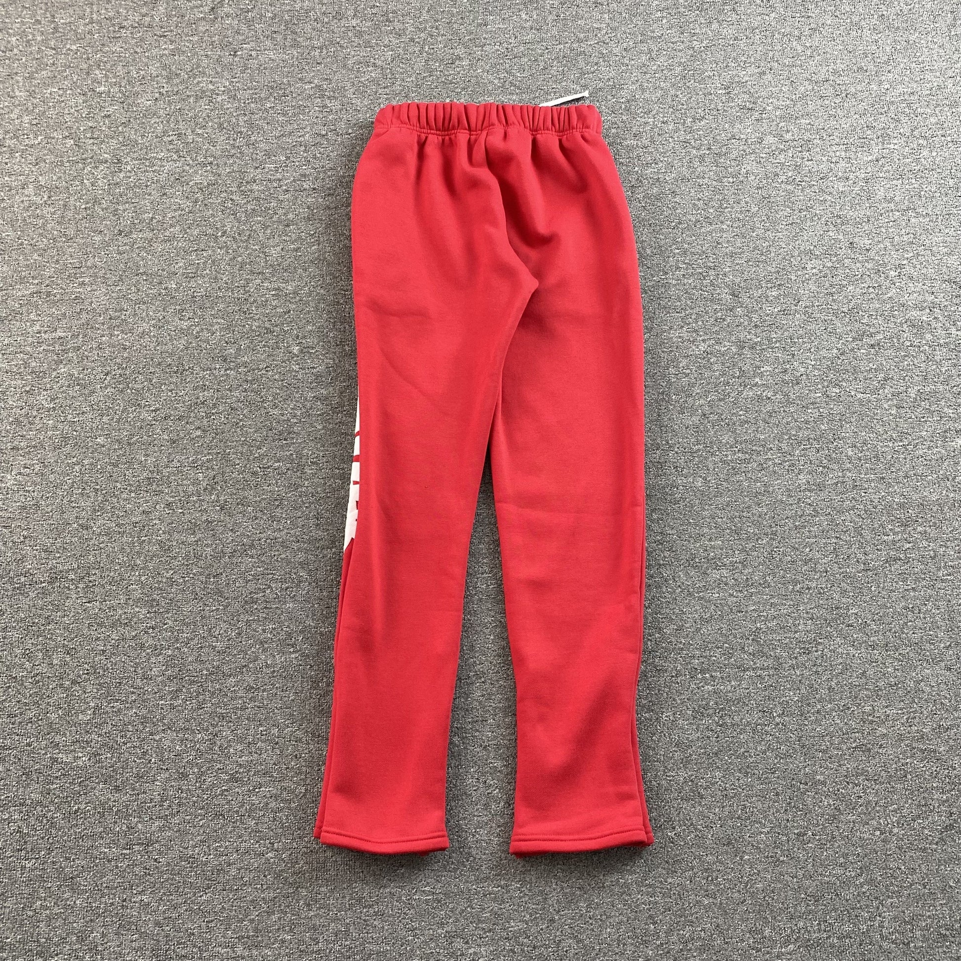 SYNA WORLD SWEATPANTS RED - Phantom Kicks