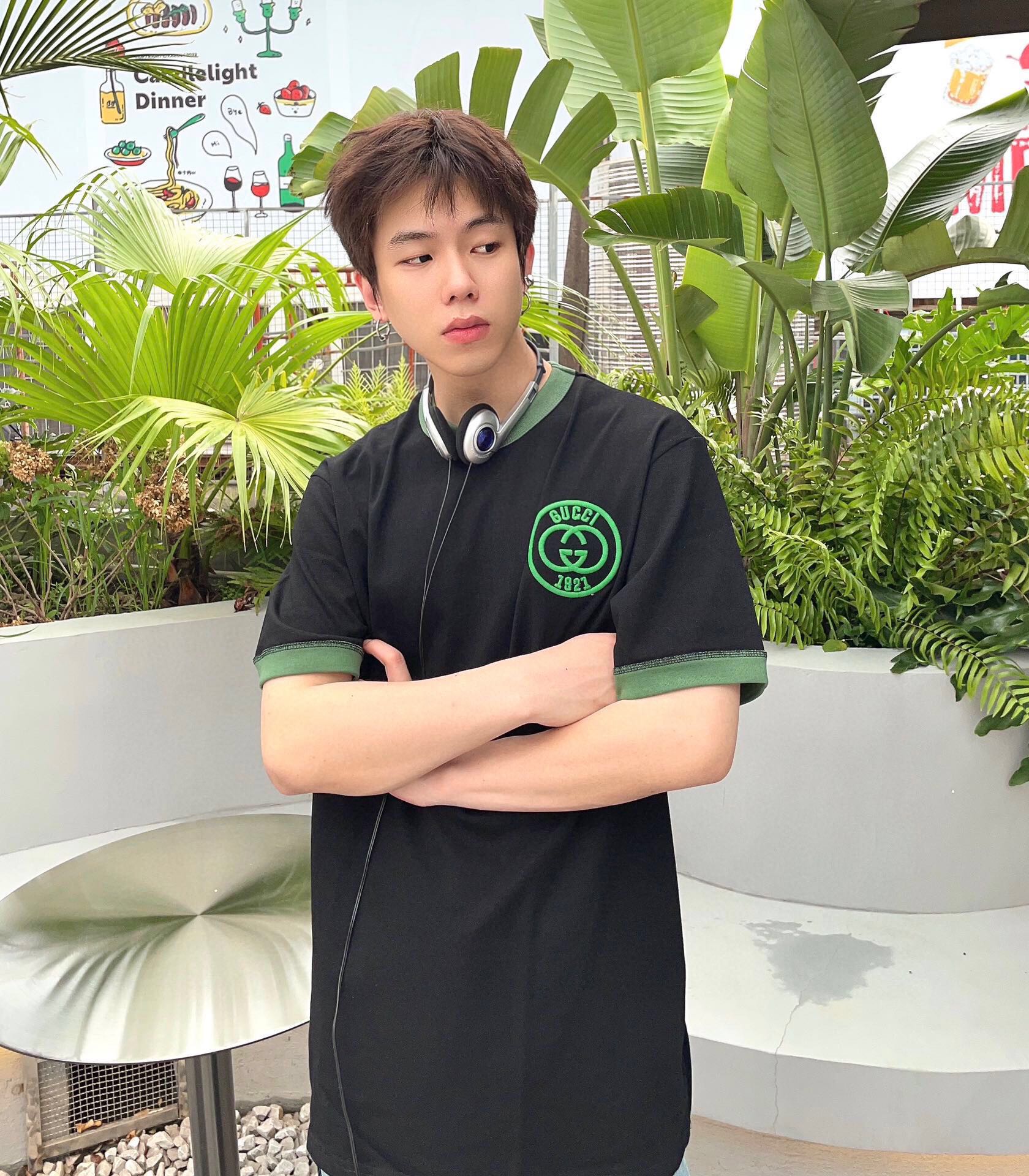 Gucci Polo Shirt with Embroidered Logo - Phantom Kicks