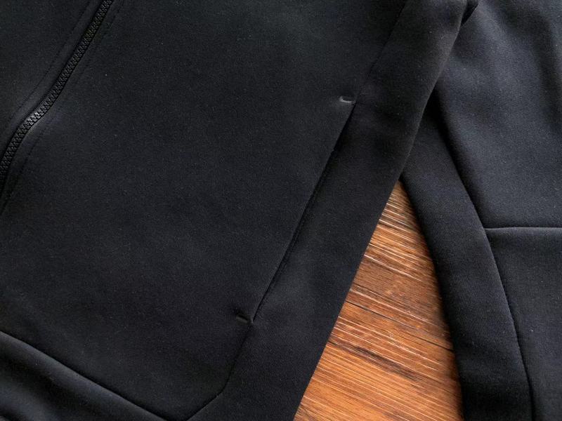 NIKE TECH FLEECE HOODIE x BLACK - Phantom Kicks