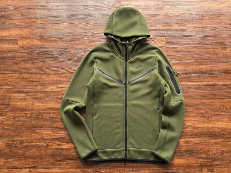 NIKE TECH FLEECE HOODIE x OLIVE GREEN - Phantom Kicks