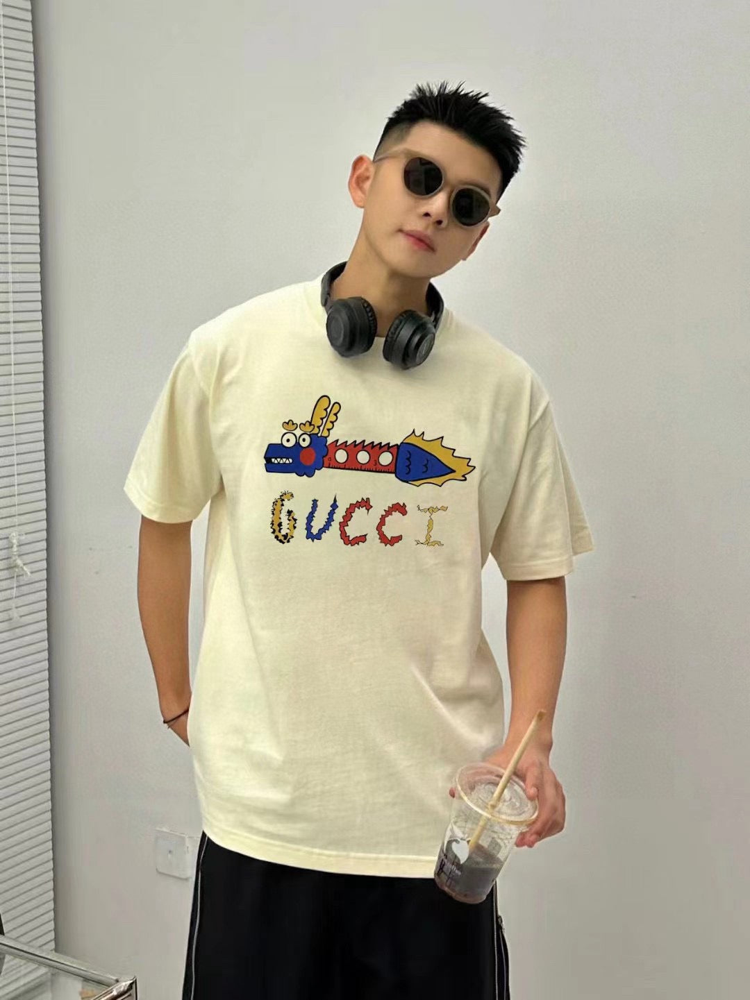 Gucci White T-Shirt with Dragon Graphic - Phantom Kicks