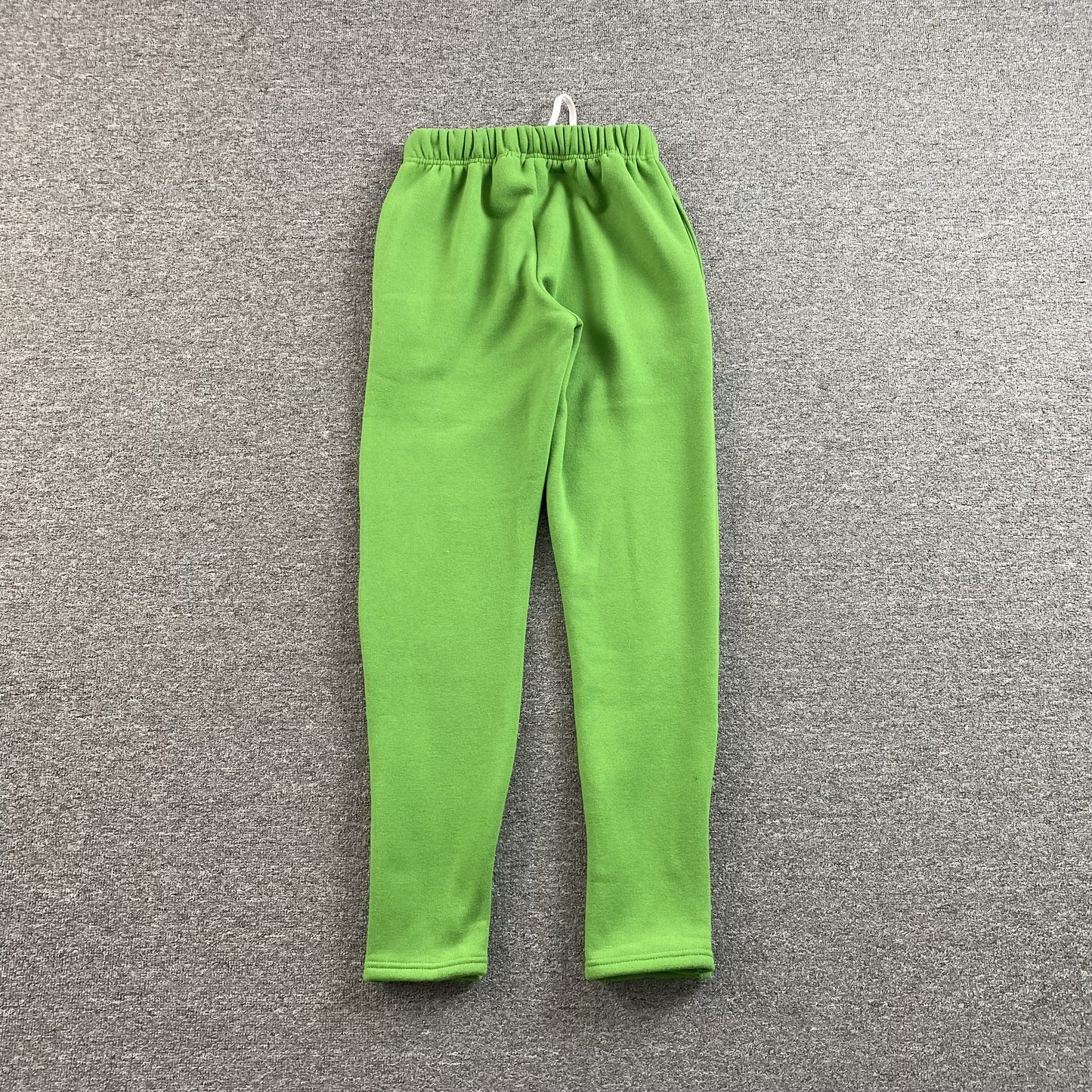 SYNA WORLD SWEATPANTS GREEN - Phantom Kicks