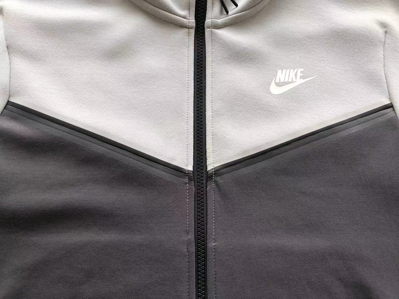 NIKE TECH FLEECE HOODIE x GREY/BLACK/GREEN - Phantom Kicks