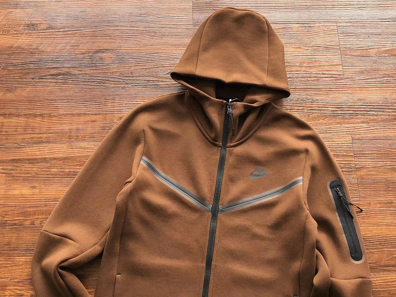 NIKE TECH FLEECE HOODIE x BROWN - Phantom Kicks