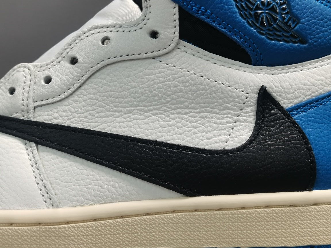 JORDAN 1 HIGH OG SP x FRAGMENT TRAVIS SCOTT - Phantom Kicks