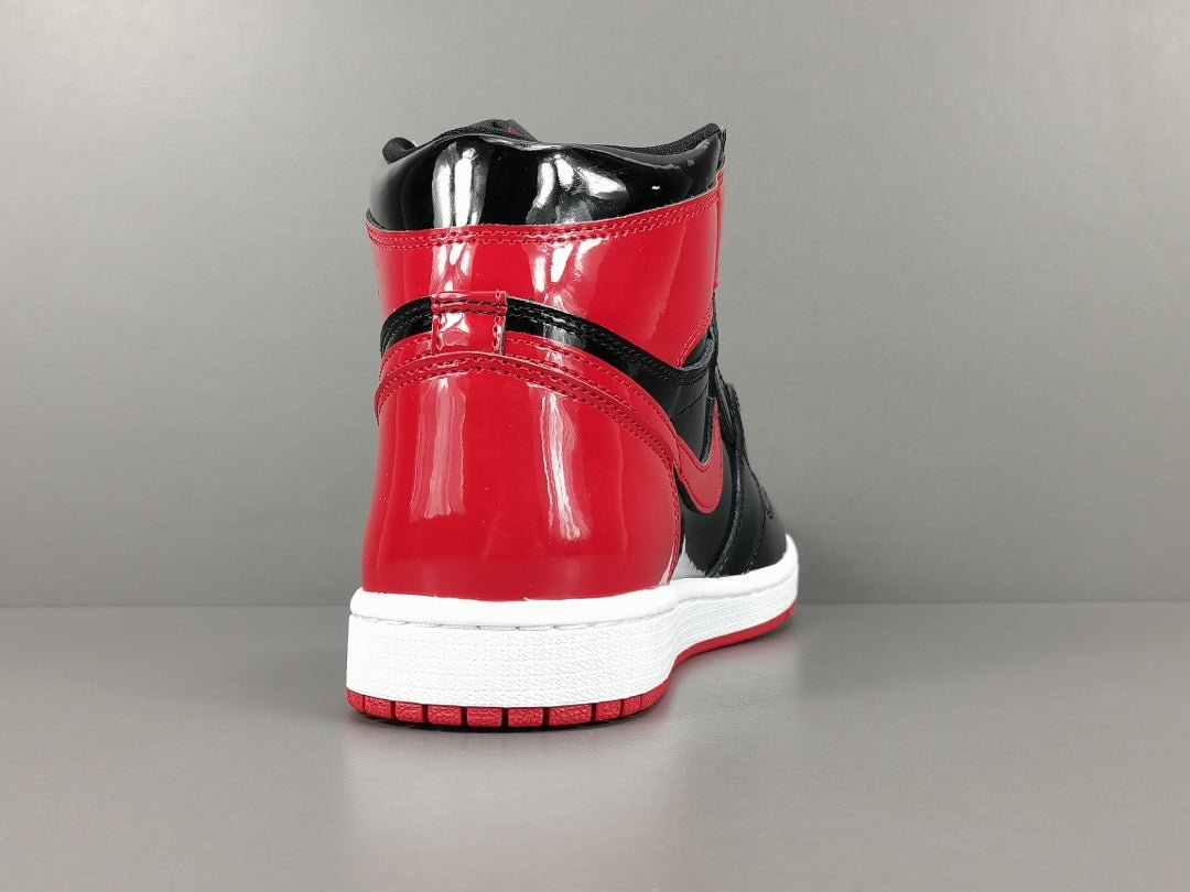 JORDAN 1 HIGH OG x PATENT BRED - Phantom Kicks