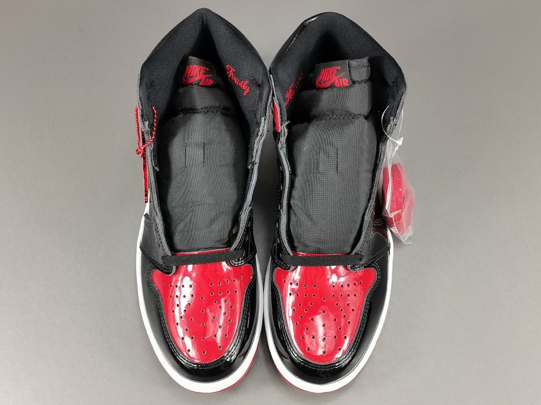JORDAN 1 HIGH OG x PATENT BRED - Phantom Kicks