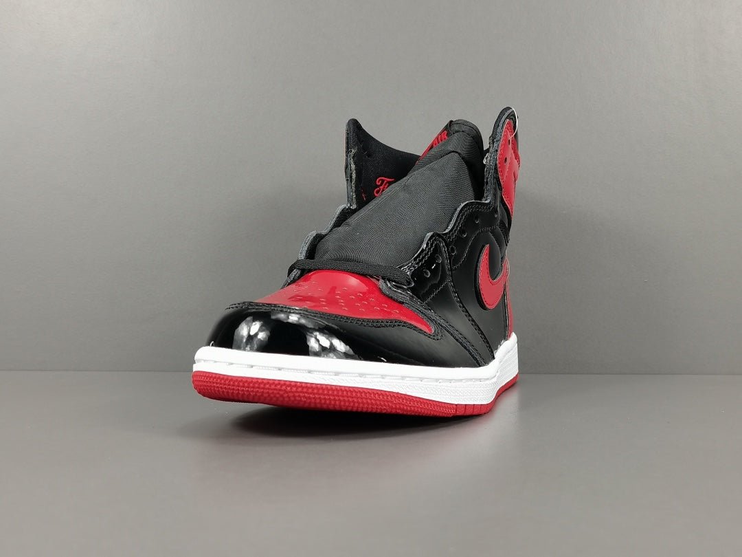 JORDAN 1 HIGH OG x PATENT BRED - Phantom Kicks
