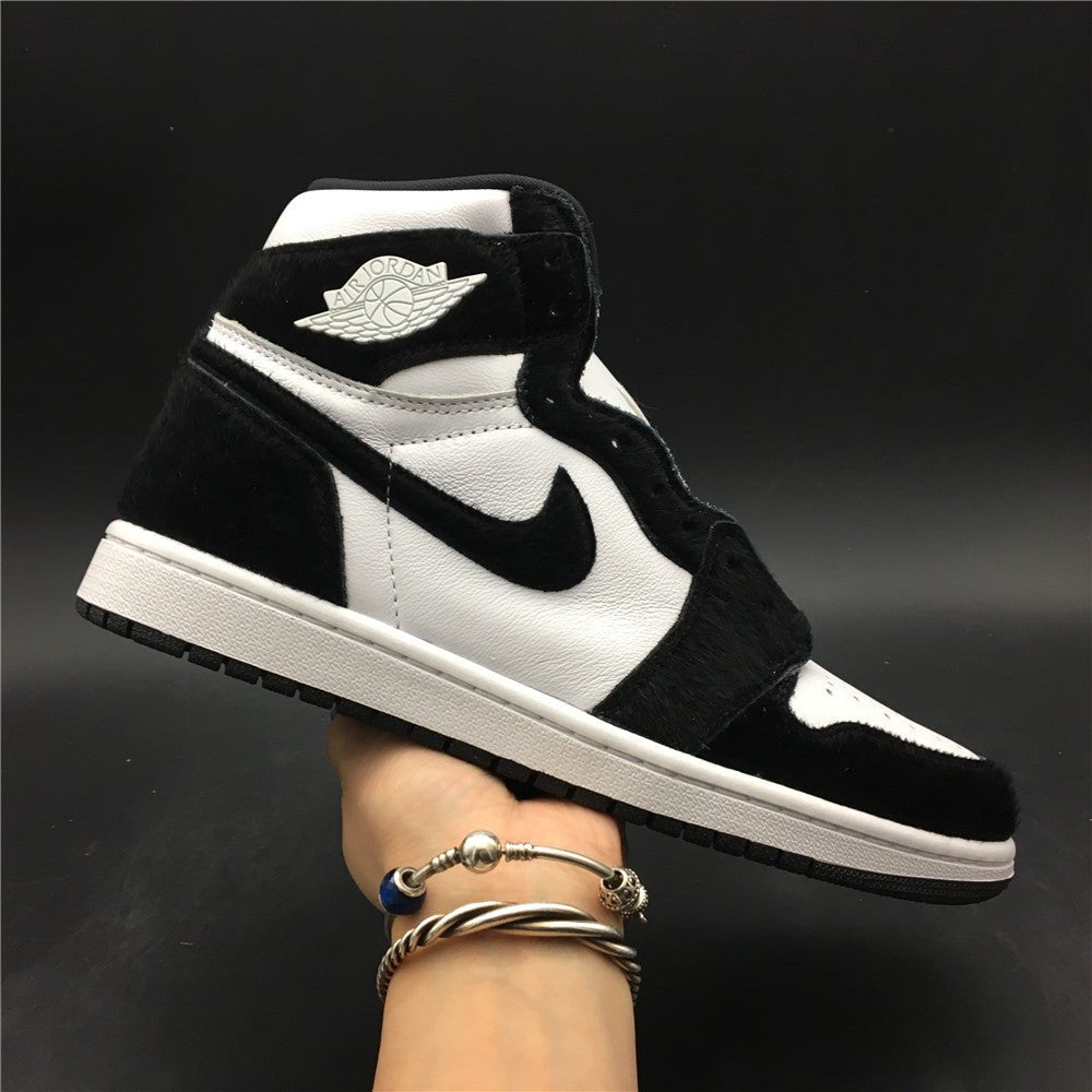 JORDAN 1 HIGH x PANDA BLACK/WHITE - Phantom Kicks