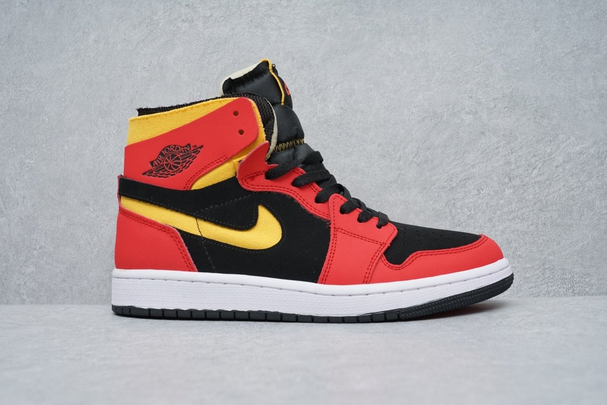 JORDAN 1 HIGH ZOOM AIR CMFT x BLACK CHILE RED - Phantom Kicks