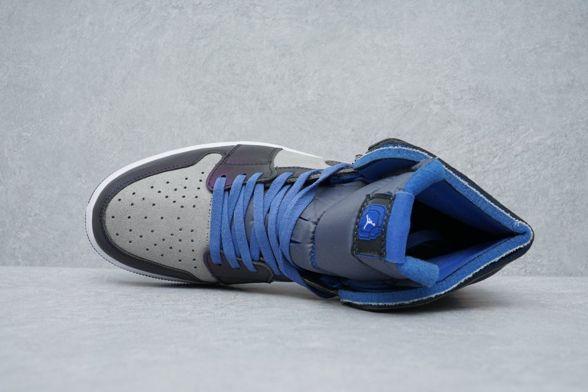 JORDAN 1 HIGH ZOOM CMFT - Phantom Kicks