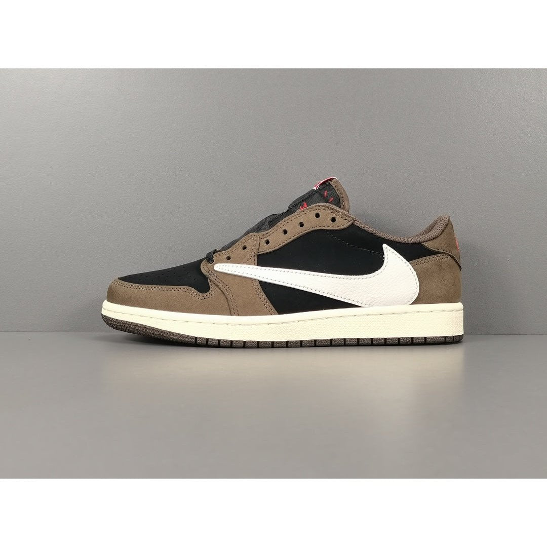 JORDAN 1 LOW OG SP x TRAVIS SCOTT - Phantom Kicks