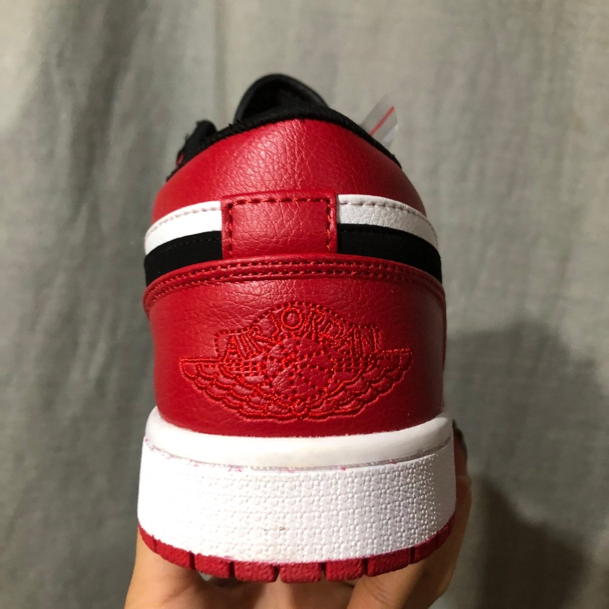 JORDAN 1 LOW x BRED TOE - Phantom Kicks