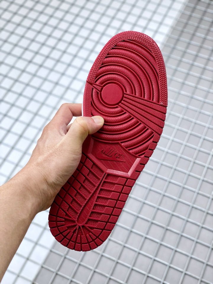 JORDAN 1 LOW x GYM RED WHITE - Phantom Kicks