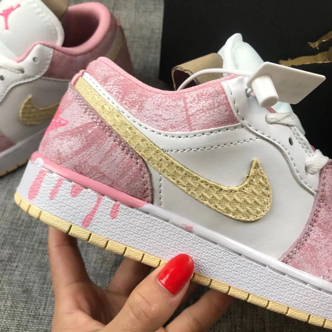 JORDAN 1 LOW x PAINT DRIP - Phantom Kicks