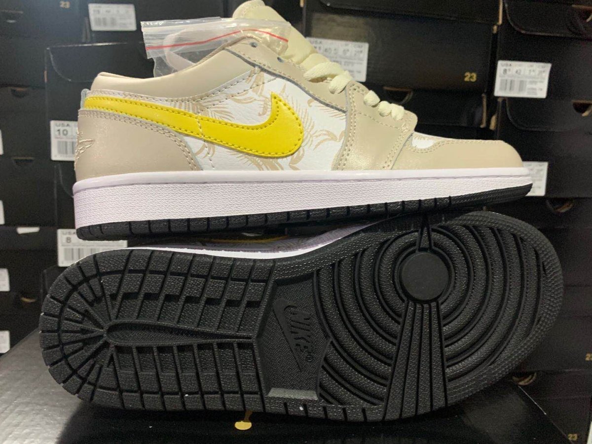 JORDAN 1 LOW x PALM TREE - Phantom Kicks