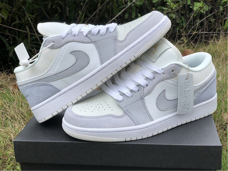 JORDAN 1 LOW x PARIS - Phantom Kicks
