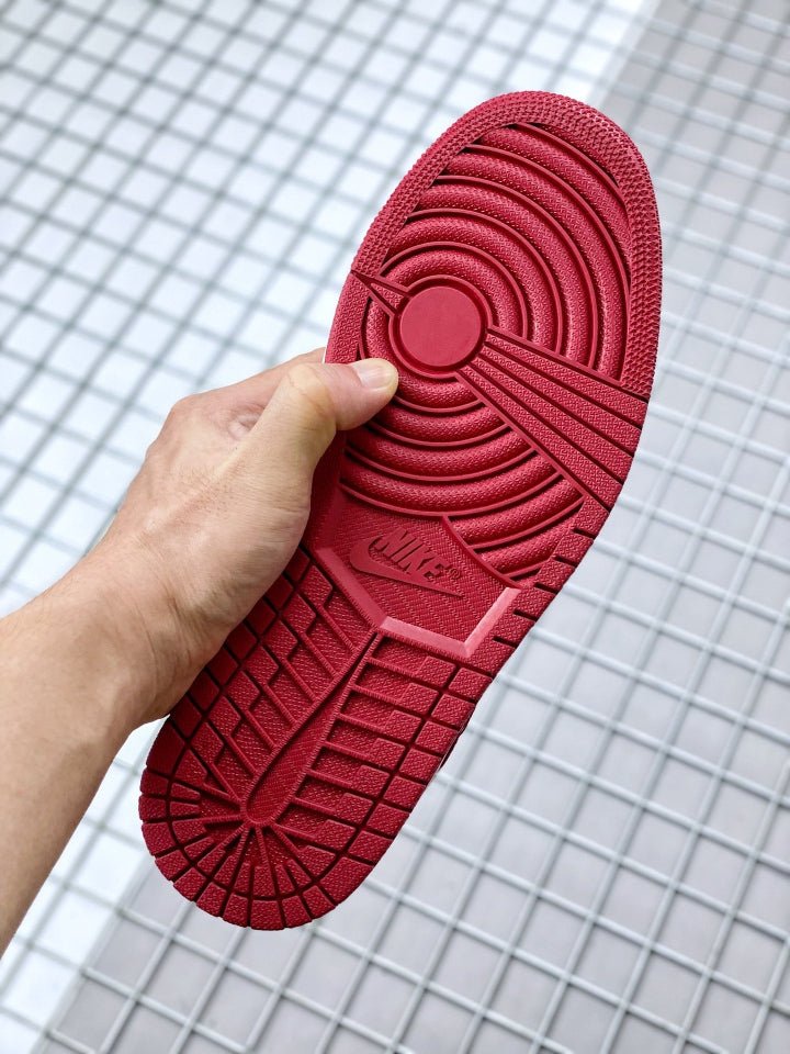 JORDAN 1 LOW x REVERSE BRED - Phantom Kicks
