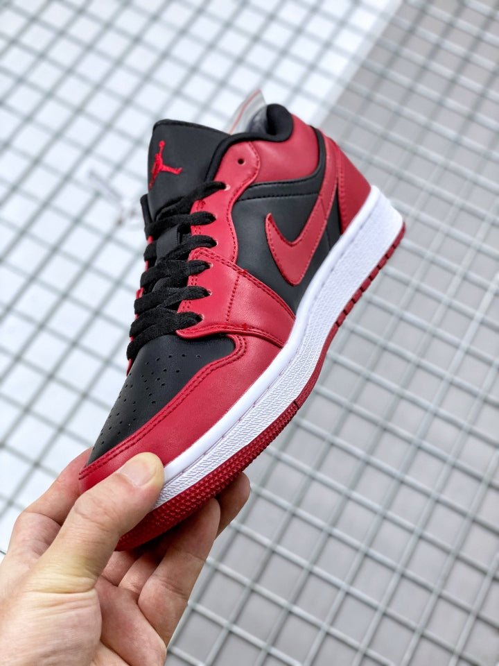 JORDAN 1 LOW x REVERSE BRED - Phantom Kicks
