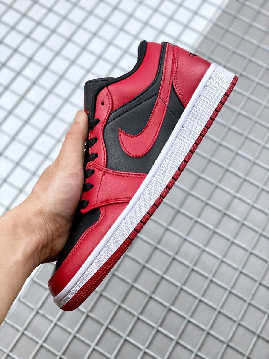 JORDAN 1 LOW x REVERSE BRED - Phantom Kicks