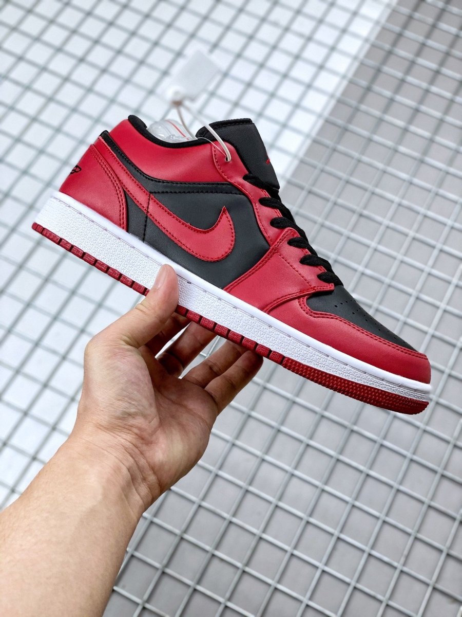 JORDAN 1 LOW x REVERSE BRED - Phantom Kicks