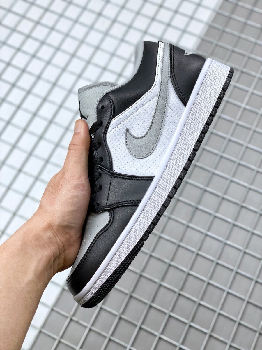 JORDAN 1 LOW x SHADOW - Phantom Kicks