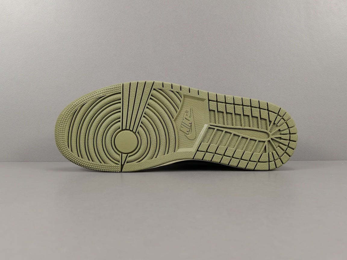 JORDAN 1 LOW x TRAVIS SCOTT OLIVE - Phantom Kicks