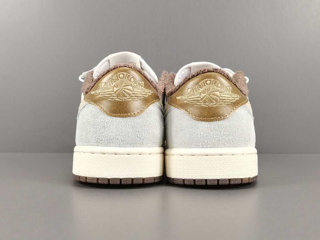 JORDAN 1 LOW x YEAR OF THE RABBIT - Phantom Kicks