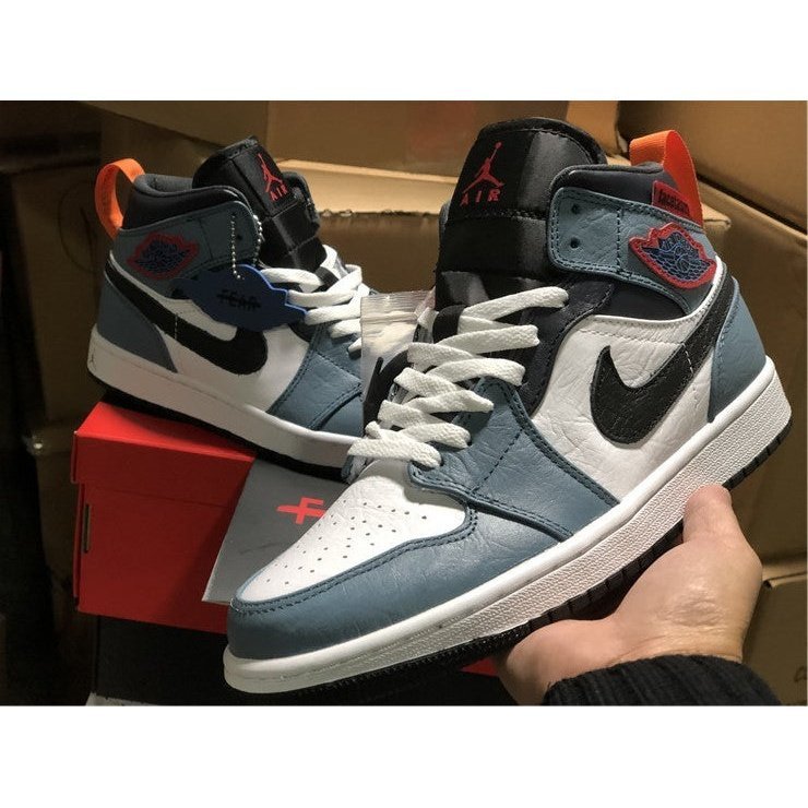 JORDAN 1 MID FEARLESS x FACETASM - Phantom Kicks