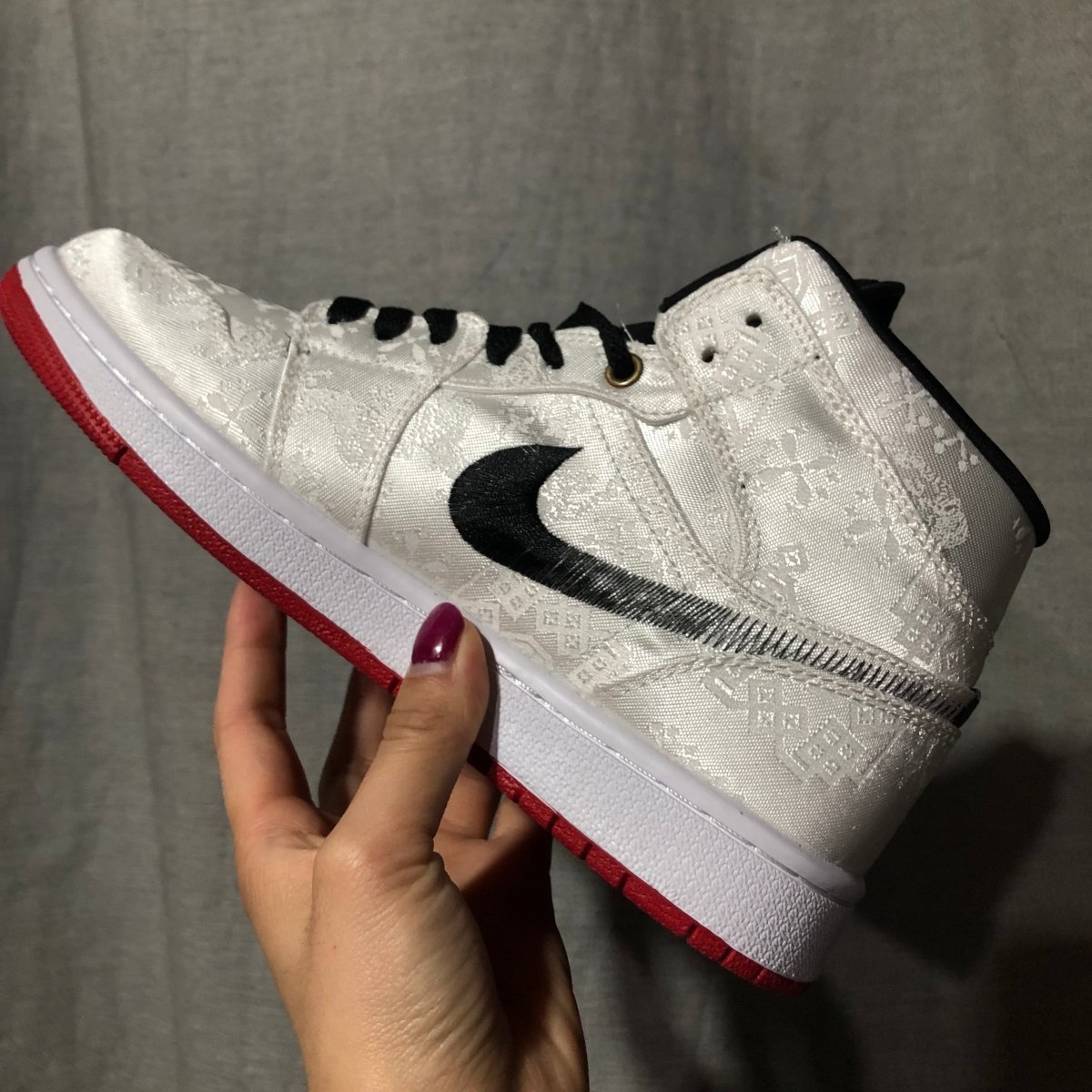JORDAN 1 MID SE x FEARLESS EDISON CHEN CLOT - Phantom Kicks